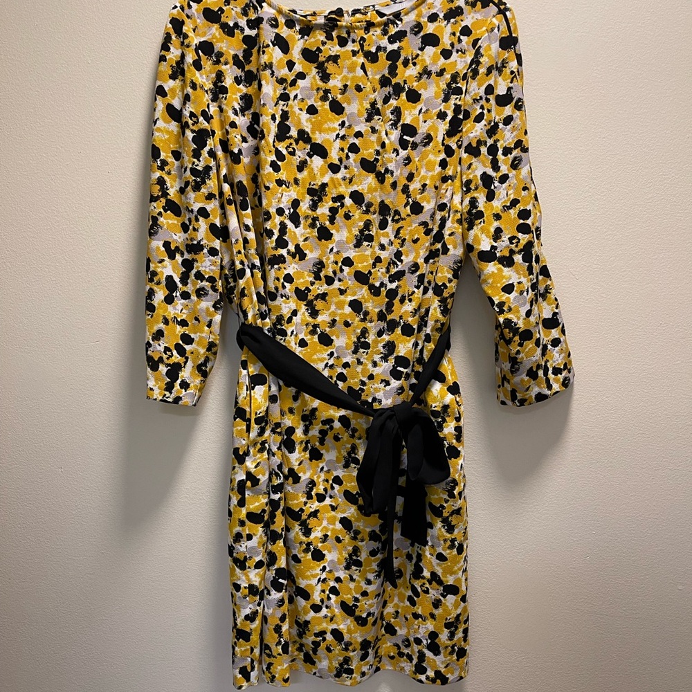 Black and Yellow 3/4 length sleeve dress